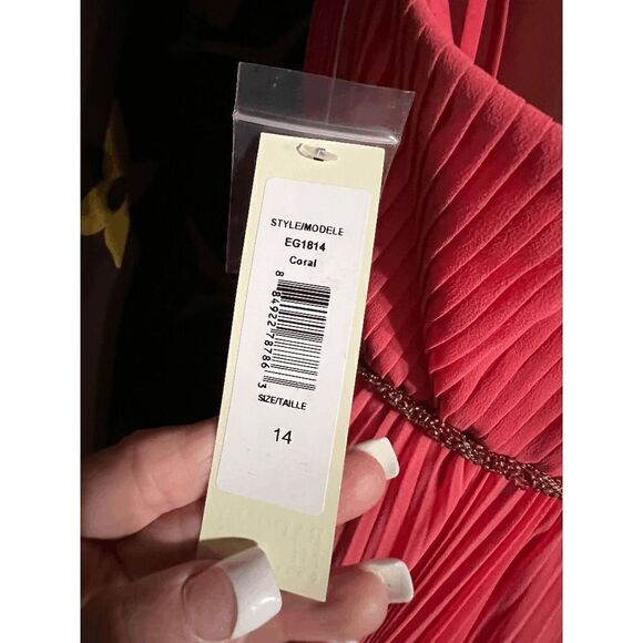 Badgley Mischka Modele Coral Pleated Runway Gown Formal Dress  NWT - Picture 3 of 8